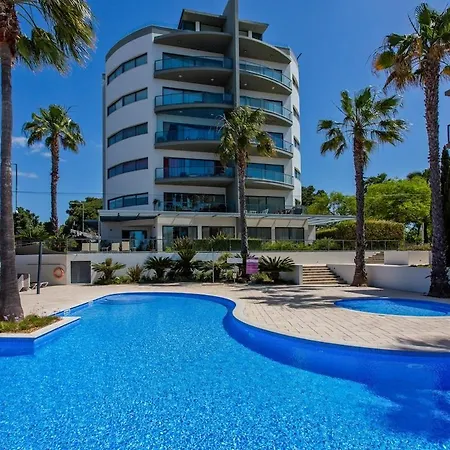 شقة Sea View, & Pool - Private Parking Ac & Wifi